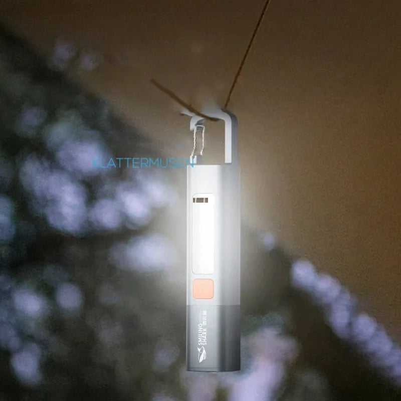 Nova Lanterna Portátil LED Xiaomi USB Recarregável com Gancho, Zoom, Lâmpada de Longo Alcance para Acampamento e Caminhadas, Lanterna de Emergência