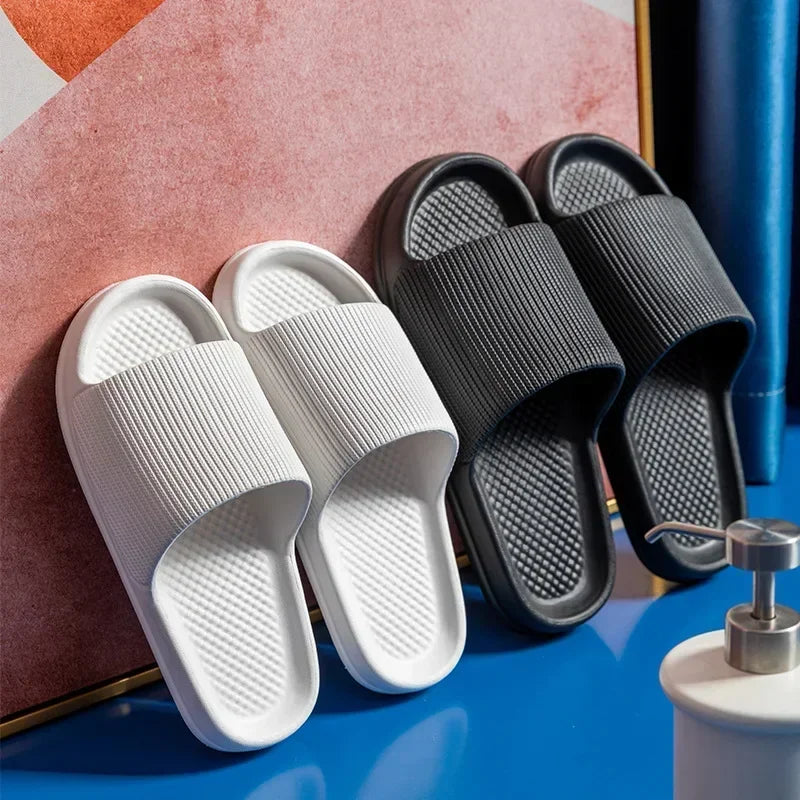 Chinelos de Banho Fashion para Homens e Mulheres - Solado Grosso EVA, Confortáveis, Anti-Deslizantes e Resistentes ao Uso