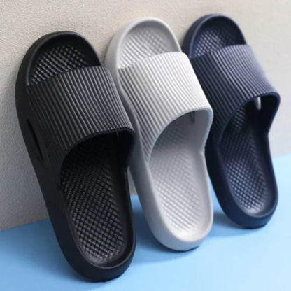 Chinelos de Banho Fashion para Homens e Mulheres - Solado Grosso EVA, Confortáveis, Anti-Deslizantes e Resistentes ao Uso