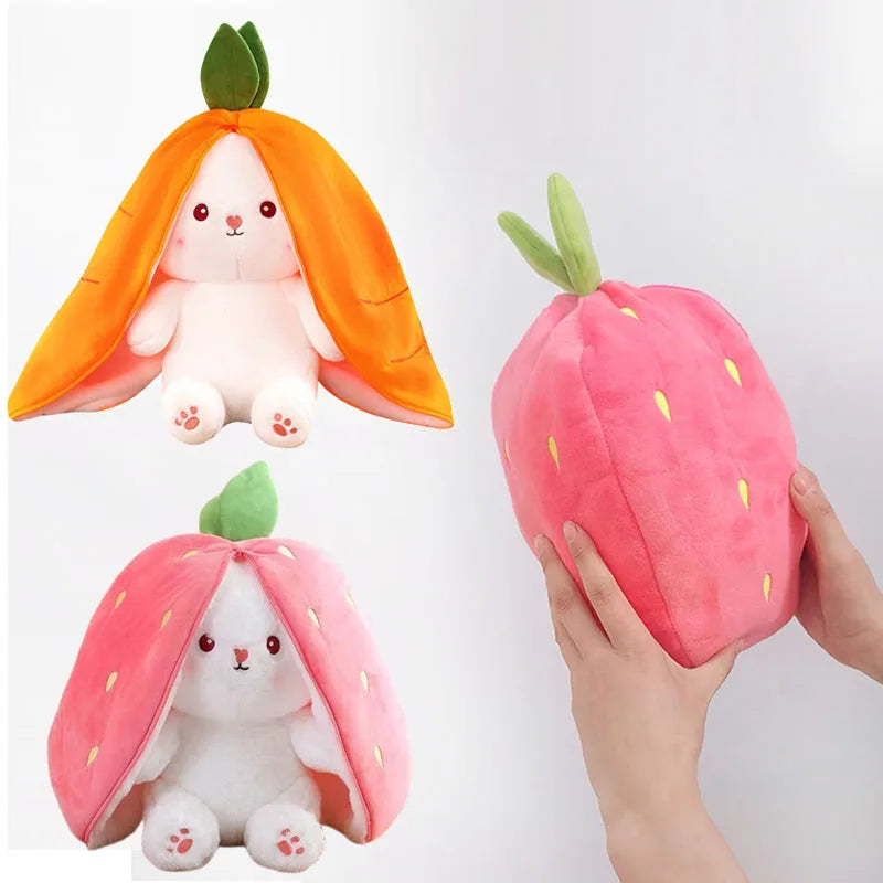Pelúcia de Coelho de Morango e Cenoura - Brinquedo Criativo Transformável para Crianças (25cm)