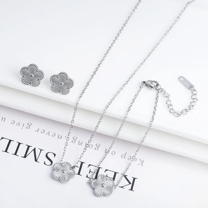 Conjunto de Joias Femininas 18k Banho de Ouro - Colar, Brincos e Pulseira com Flor de Cinco Pétalas para Festa e Uso Diário