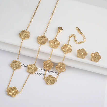 Conjunto de Joias Femininas 18k Banho de Ouro - Colar, Brincos e Pulseira com Flor de Cinco Pétalas para Festa e Uso Diário
