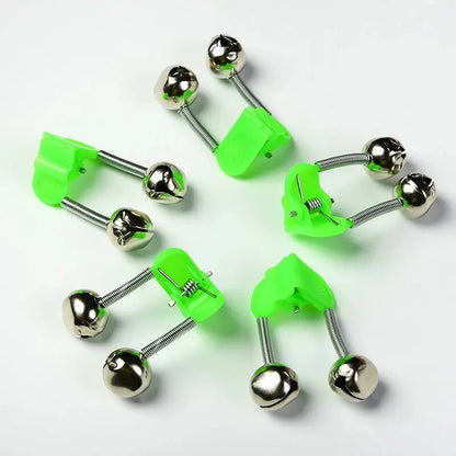 Conjunto de 5 Peças de Alarme de Mordida para Pesca – Sino para Vara de Pesca, Clipes de Ponta, Anel Verde de ABS, Acessório de Pesca ao Ar Livre com Detalhes Metálicos